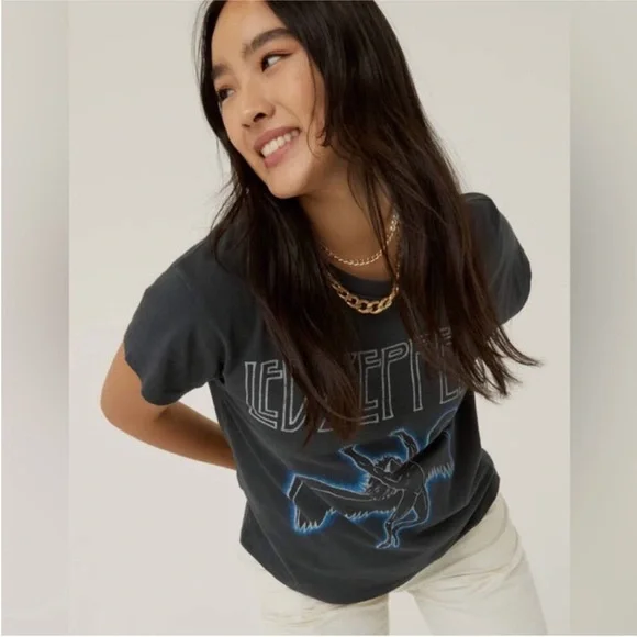 Daydreamer Led Zeppelin 1984 Glowing Icarus Tour Tee - Picture 2 of 10